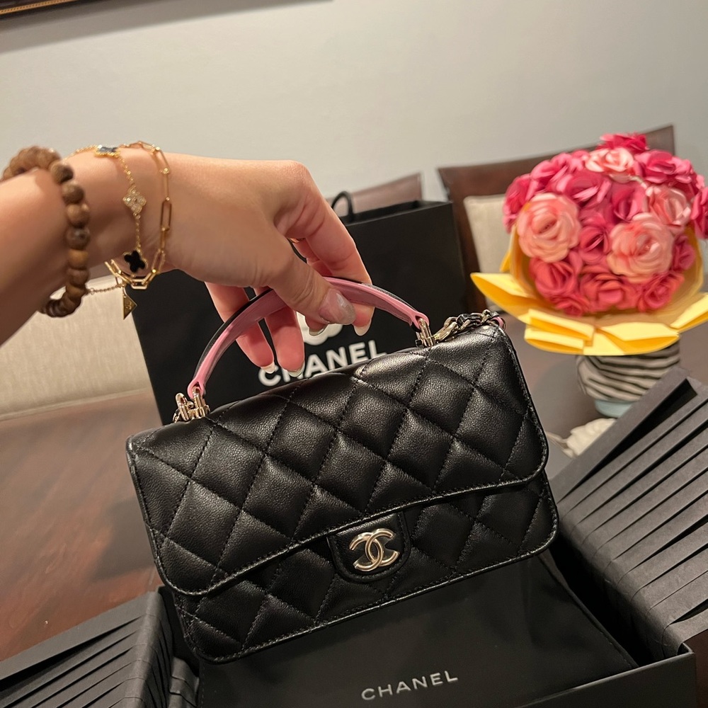 New Channel mini bag. - Picture 6 of 13